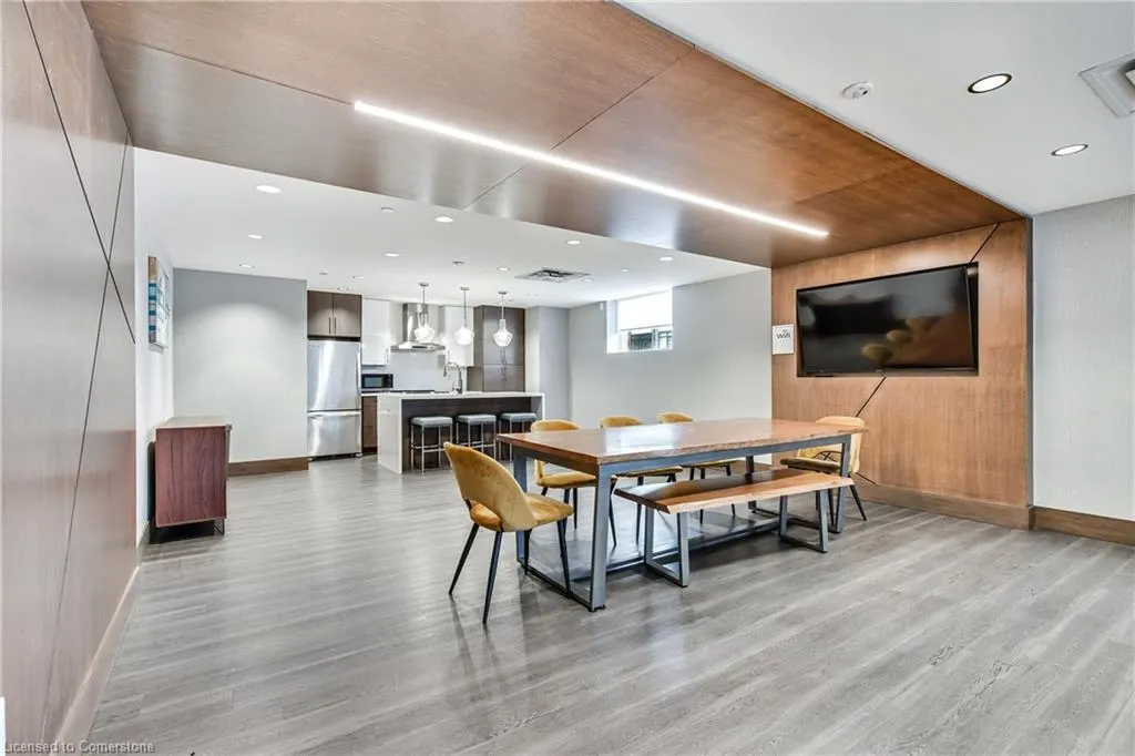 16 Markle Crescent, #403