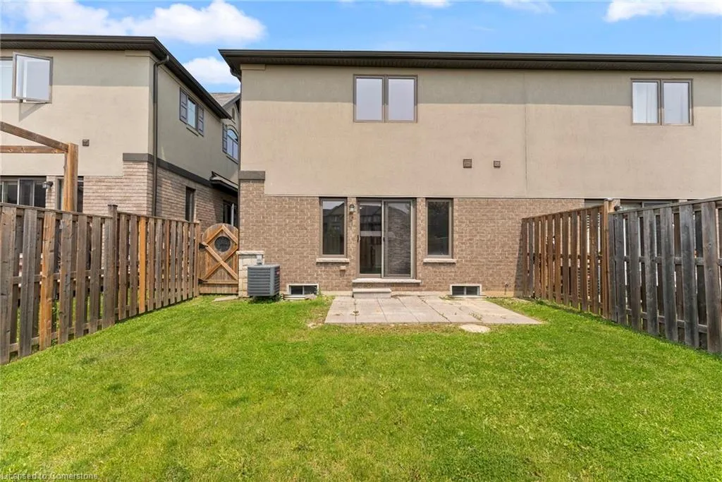 68 Dodman Crescent