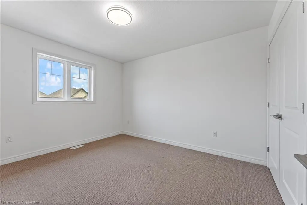 68 Dodman Crescent