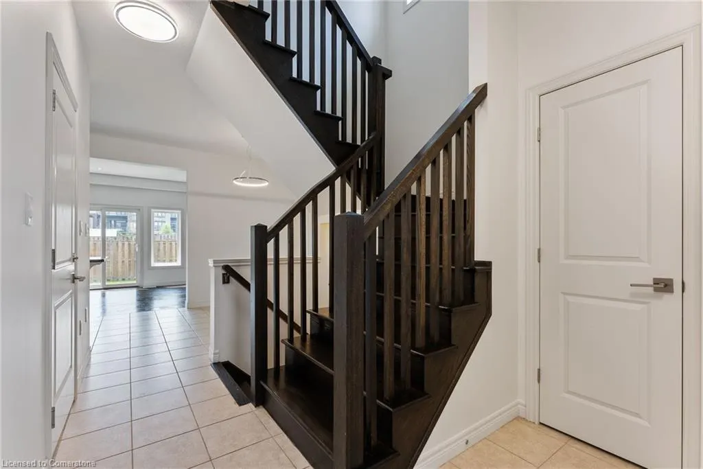 68 Dodman Crescent