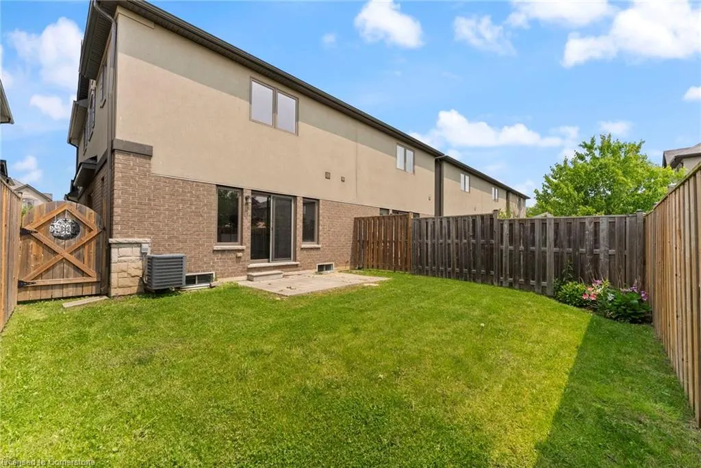 68 Dodman Crescent