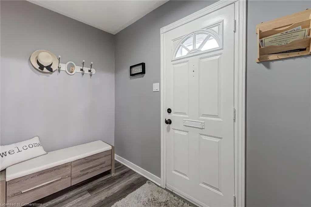 2825 Gananoque Drive