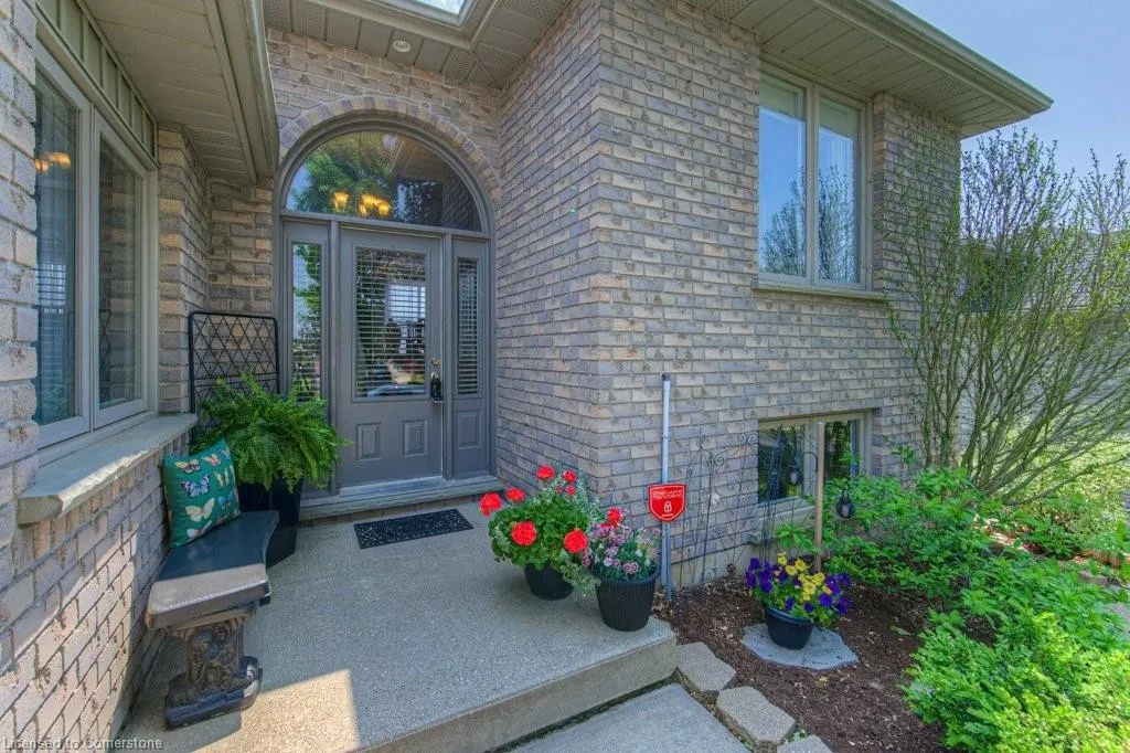 58 Bradbury Crescent