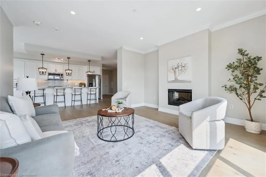 1878 Gordon Street, #1004