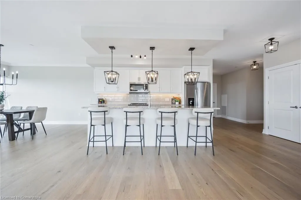 1878 Gordon Street, #1004
