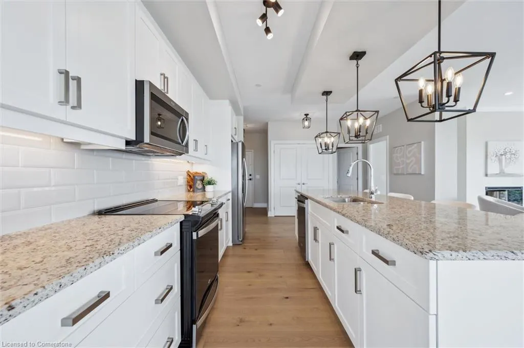 1878 Gordon Street, #1004
