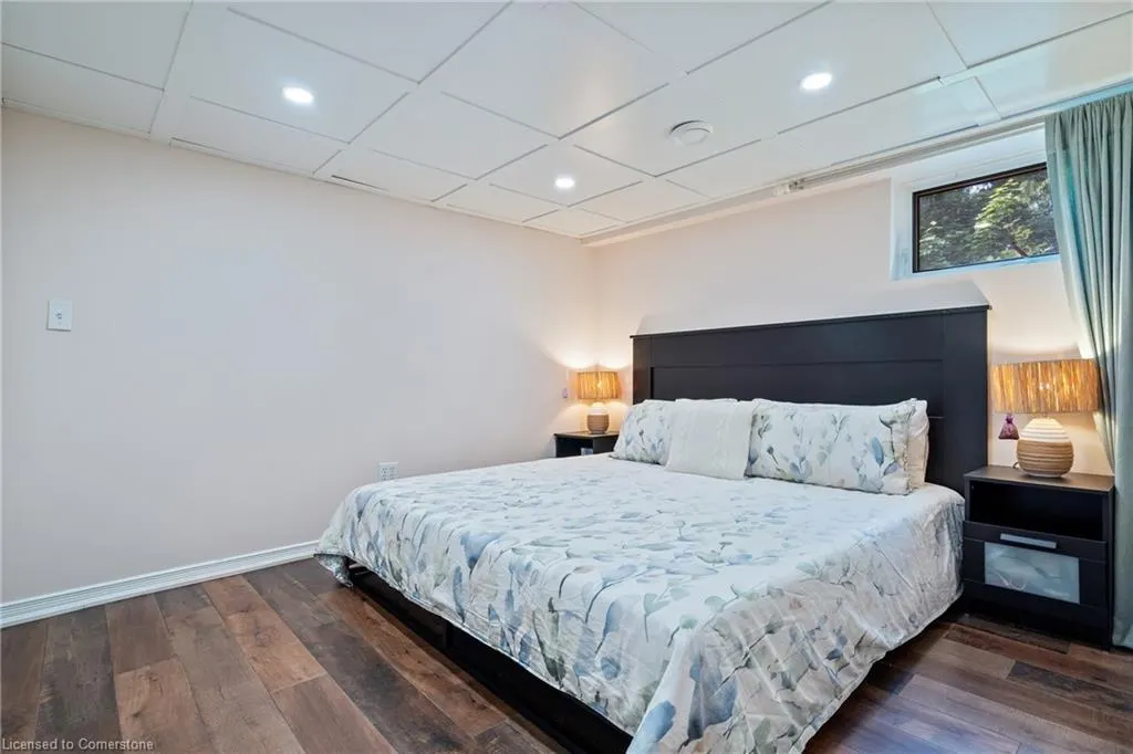 376 Old Guelph Road