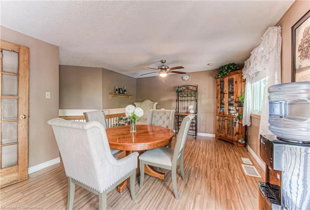 82 Roseneath Crescent