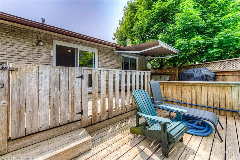 82 Roseneath Crescent