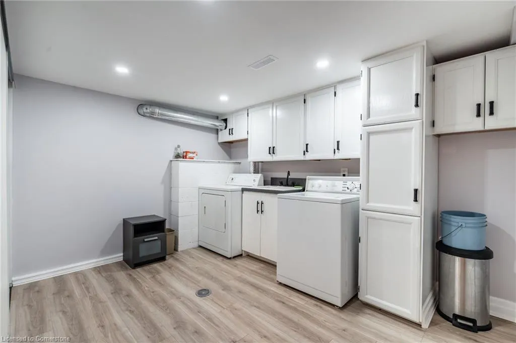 678 Mohawk Road