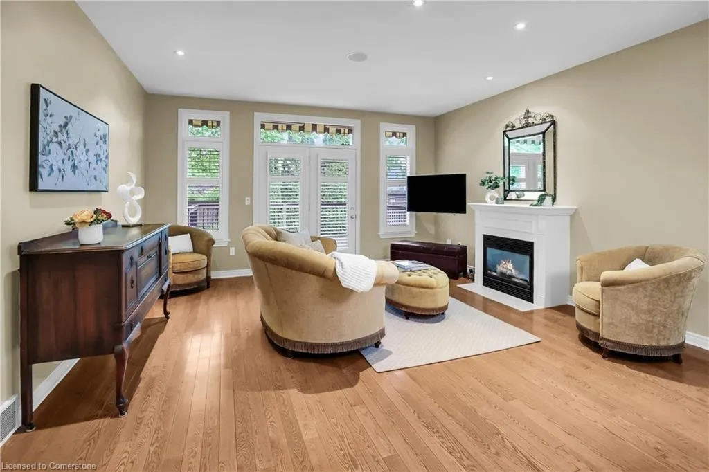 8 Muscat Drive, #4