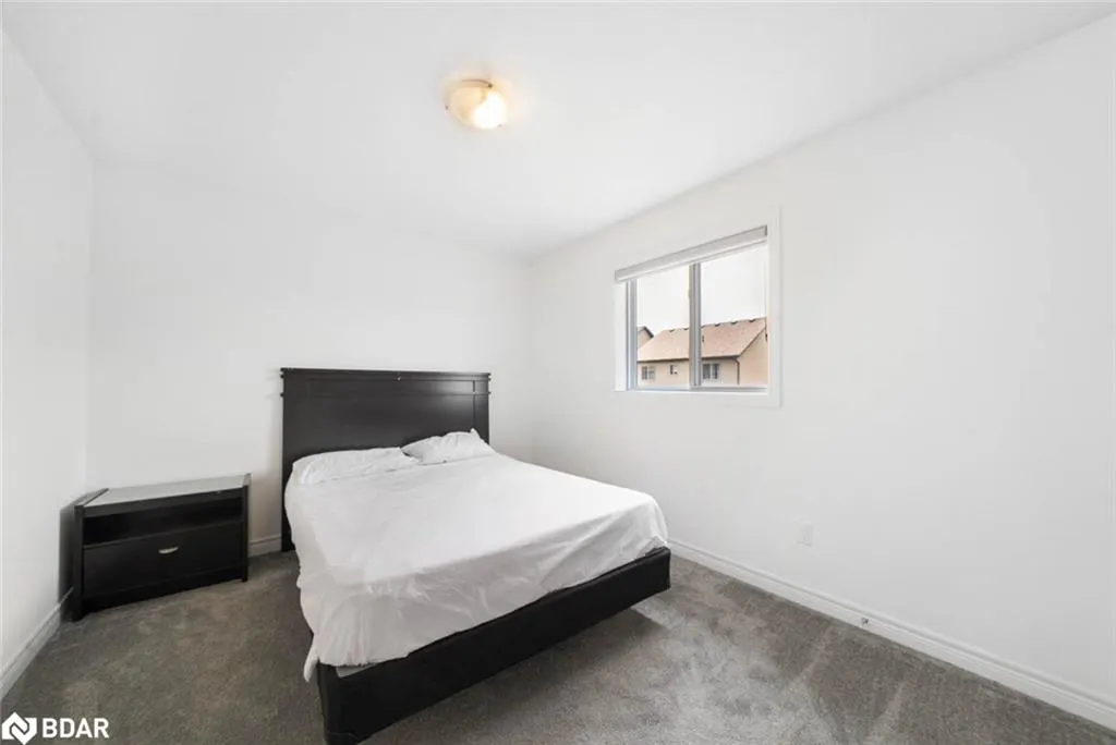 6 Bassett Street