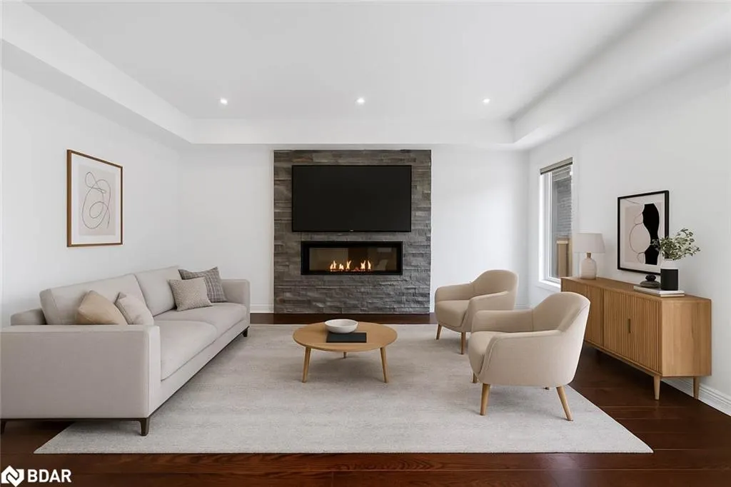 6 Bassett Street