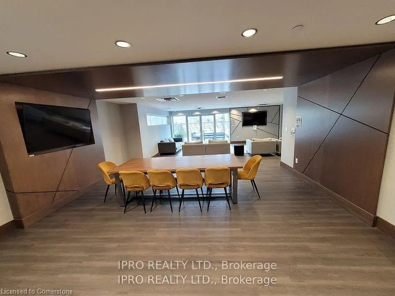 16 Markle Crescent, #301