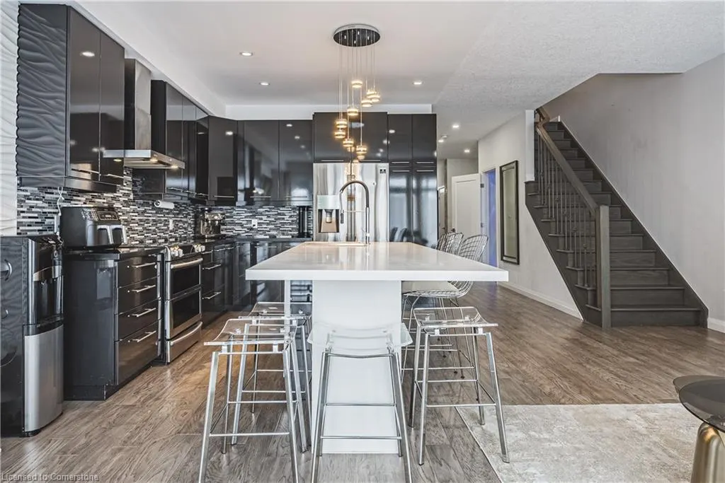 35 Midhurst Heights, #26