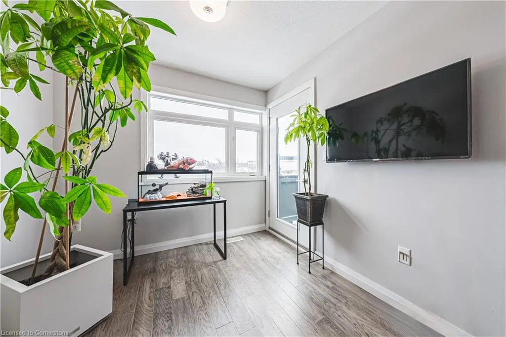 35 Midhurst Heights, #26