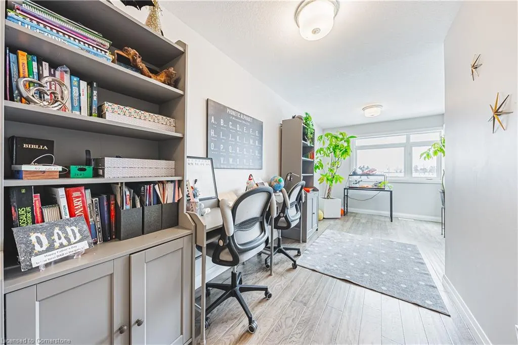 35 Midhurst Heights, #26