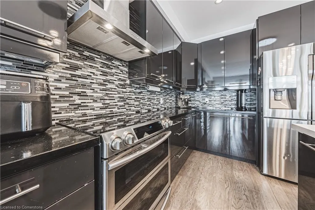 35 Midhurst Heights, #26