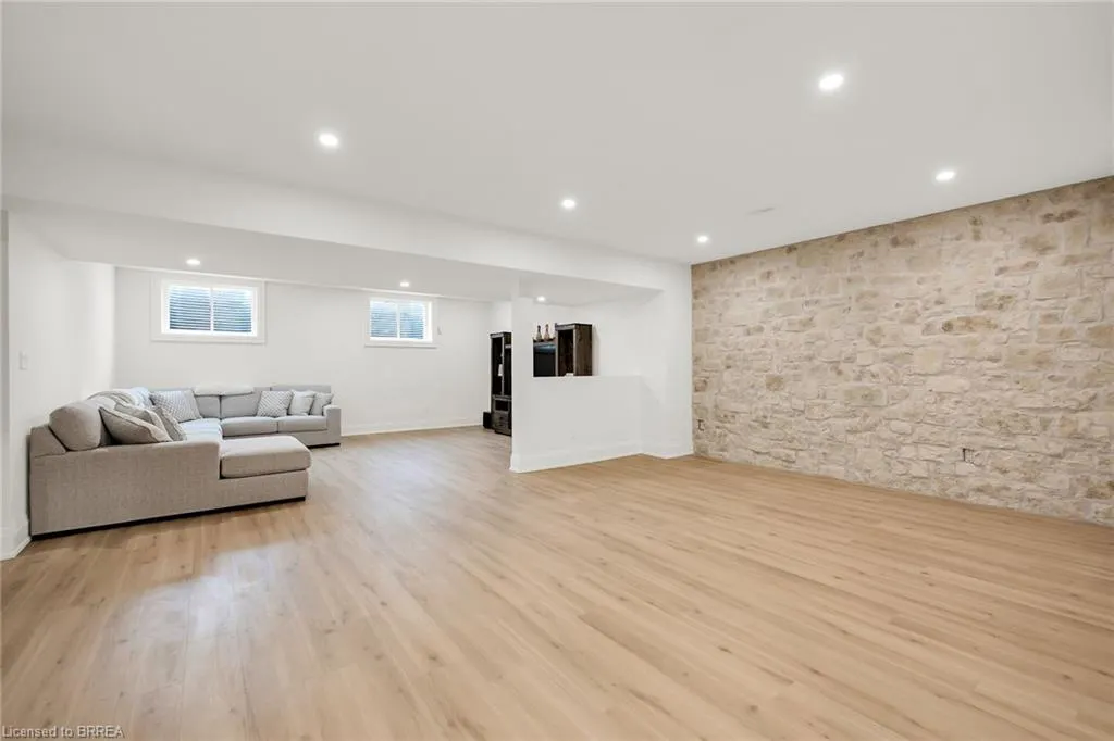 290 Mulligan Road