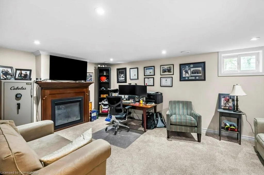 52 Parkside Avenue