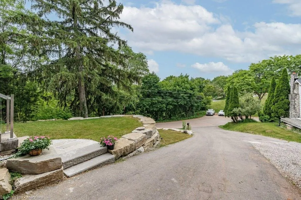 52 Parkside Avenue