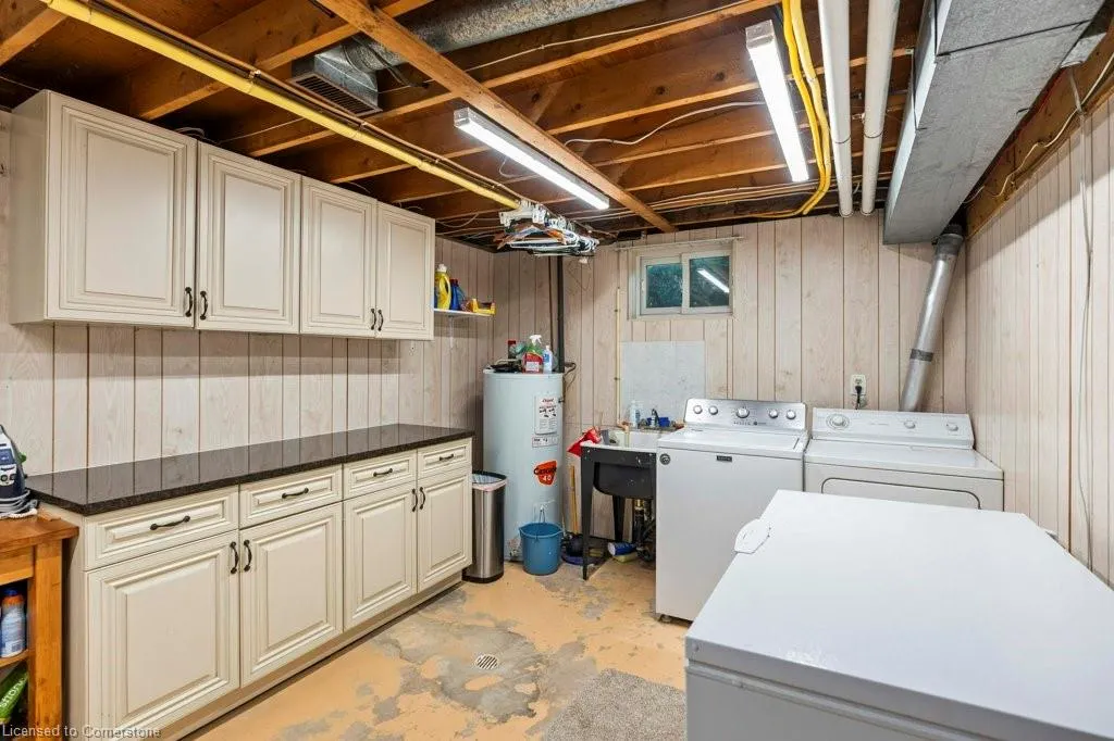 52 Parkside Avenue