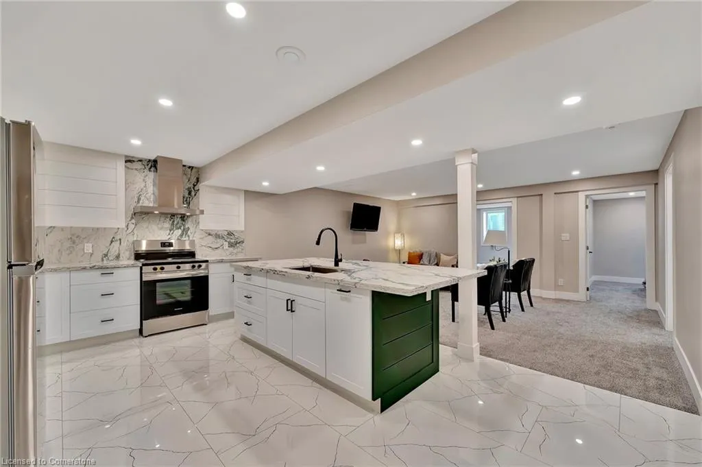 441 Scenic Drive