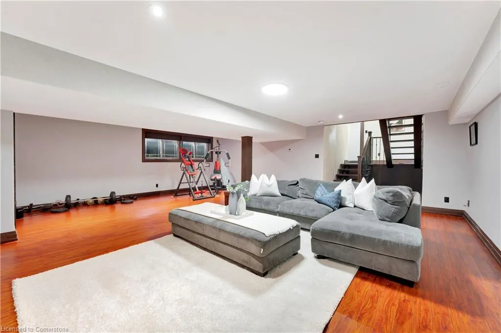 11 Maple Hill Drive