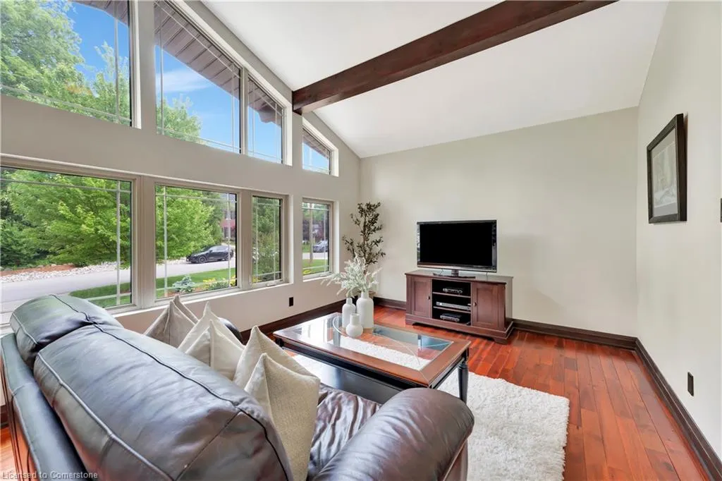 11 Maple Hill Drive