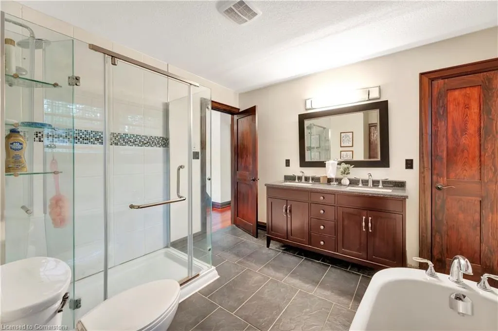 11 Maple Hill Drive