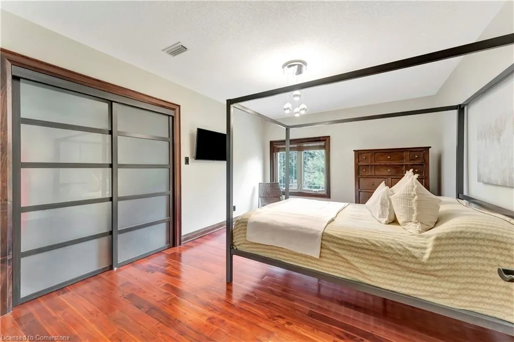 11 Maple Hill Drive