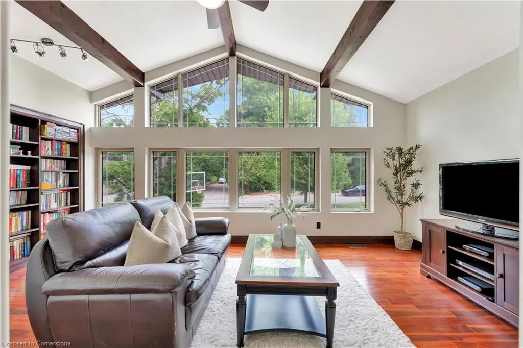 11 Maple Hill Drive