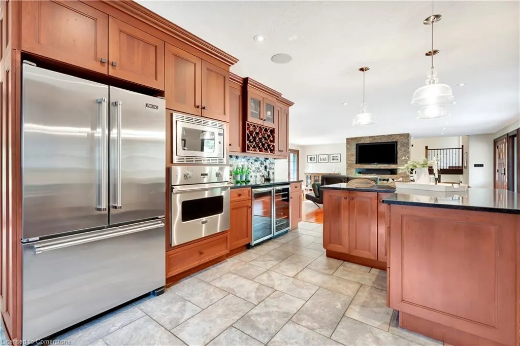 11 Maple Hill Drive