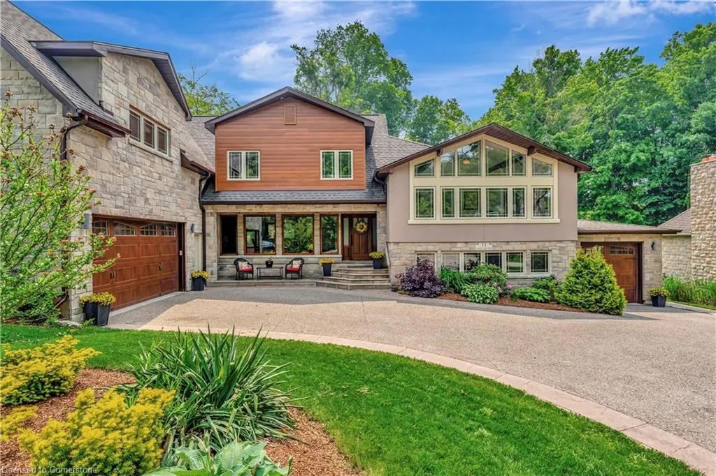 11 Maple Hill Drive