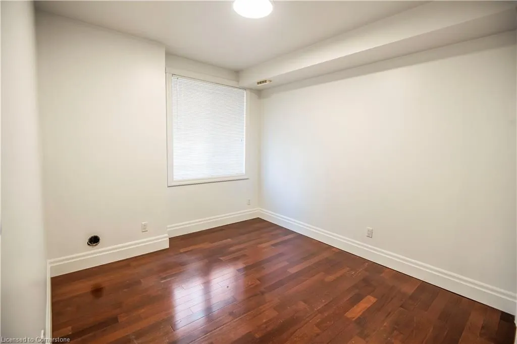 555 King Street E, #109