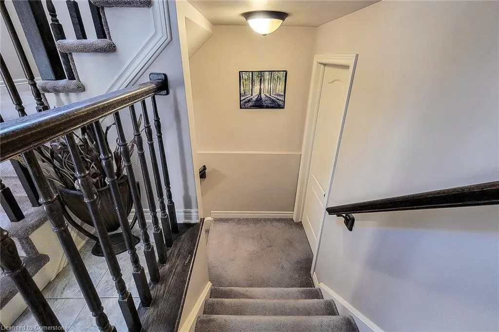 5979 Ernest Crescent