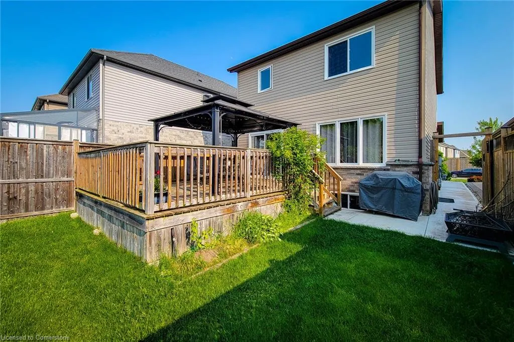 5979 Ernest Crescent