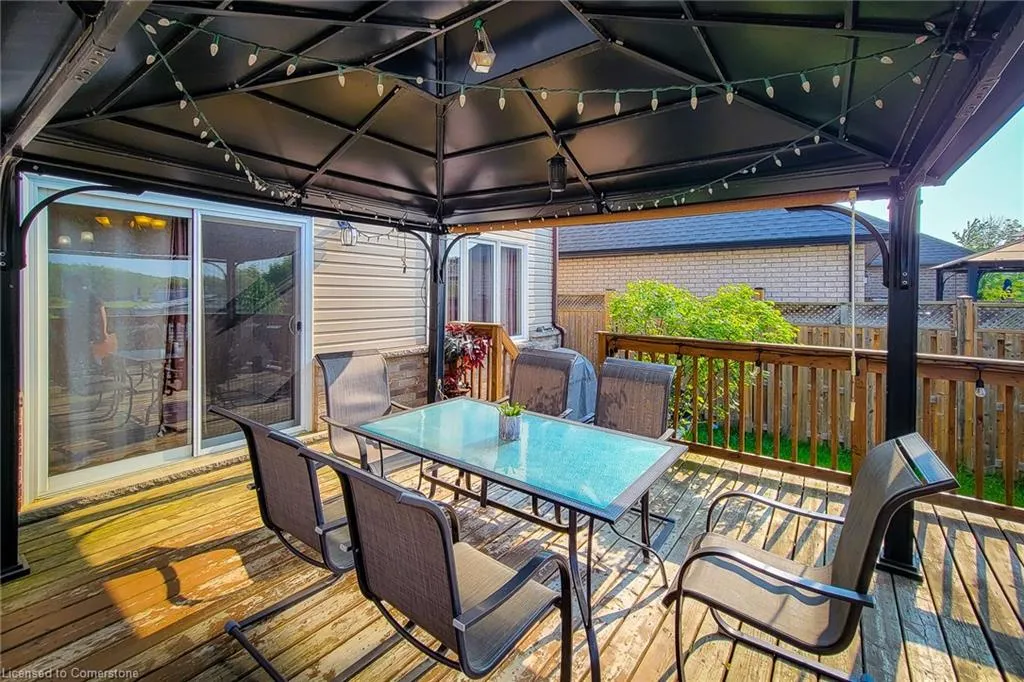 5979 Ernest Crescent