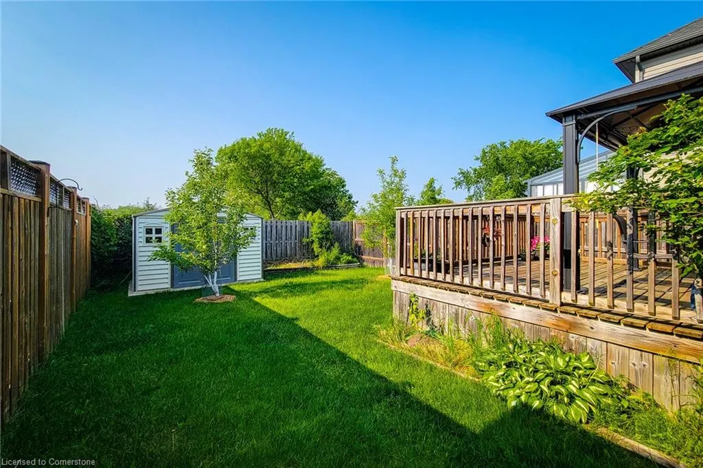 5979 Ernest Crescent