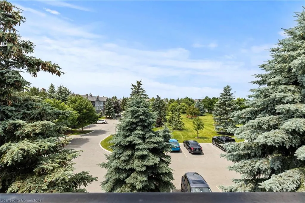 990 Golf Links Road, #301