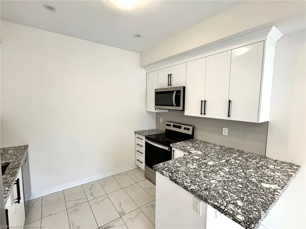 305 Garner Road W, #22