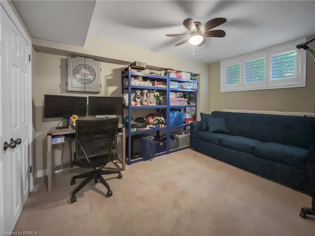 656 Woodlawn Road E, #B