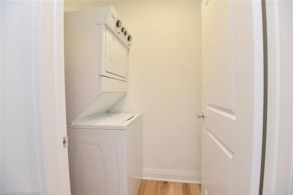 1936 Rymal Road E, #211