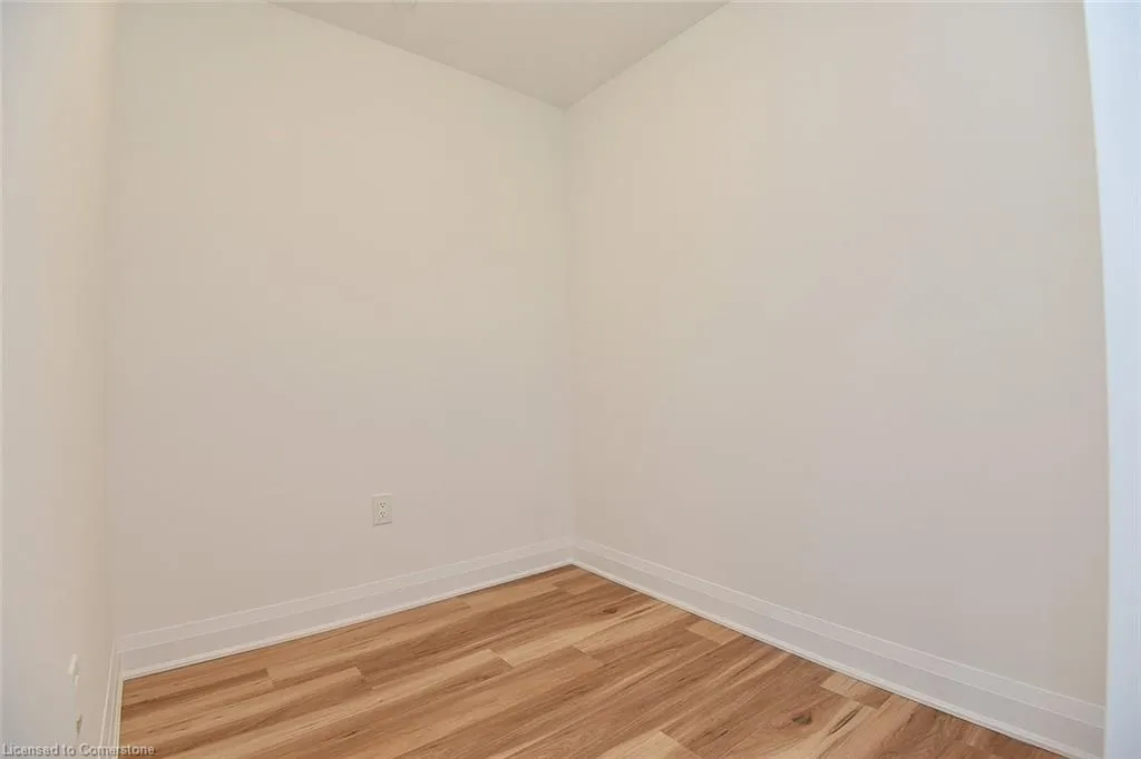 1936 Rymal Road E, #211