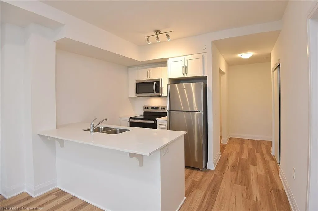 1936 Rymal Road E, #211