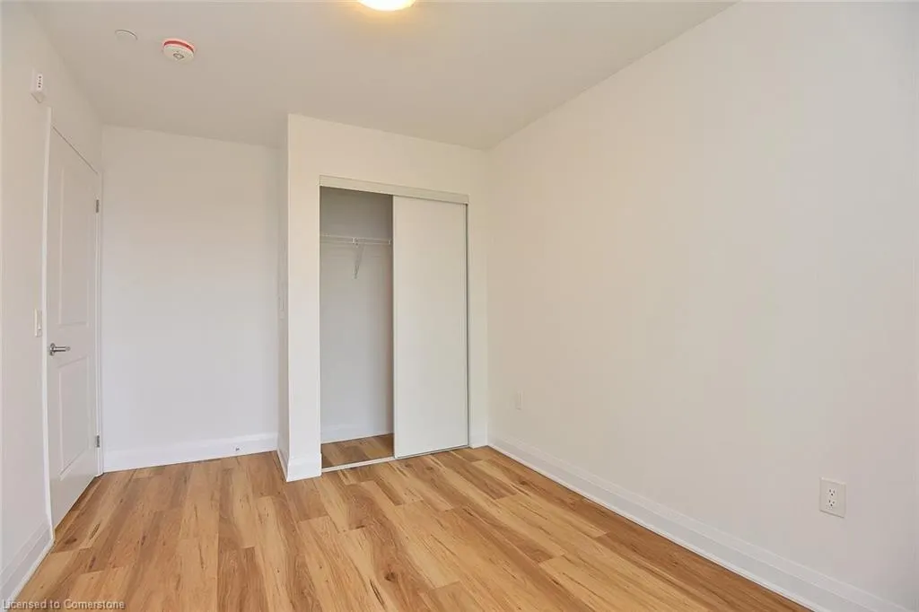 1936 Rymal Road E, #211