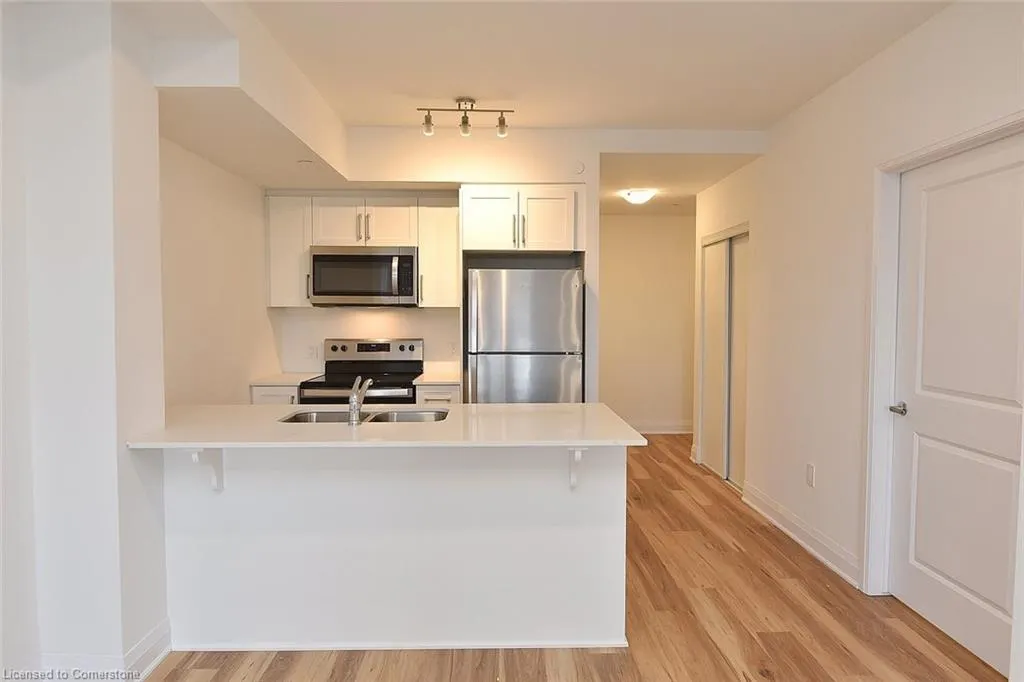 1936 Rymal Road E, #211
