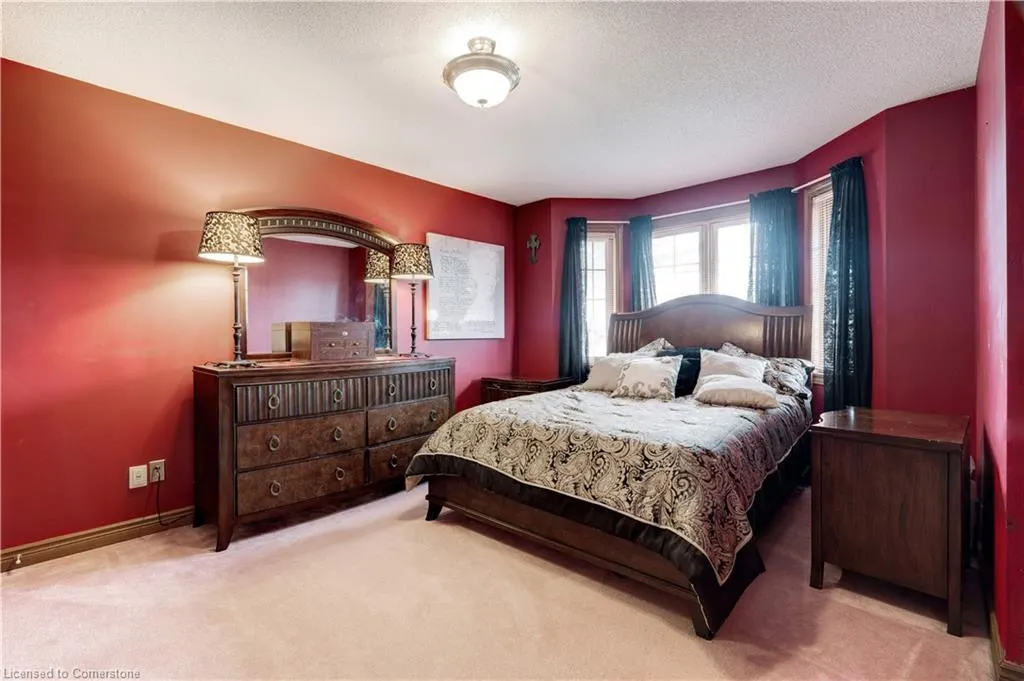 9 Sugarberry Court