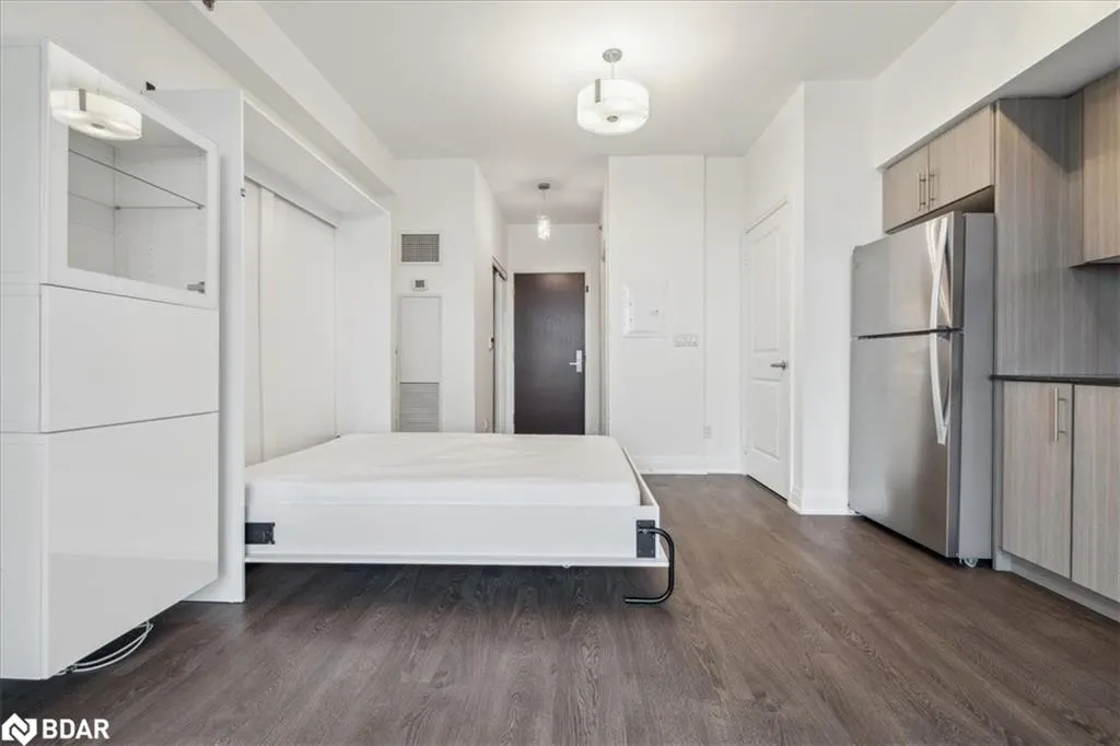 55 Speers Road Road, #12