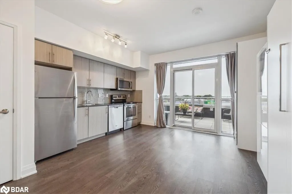 55 Speers Road Road, #12